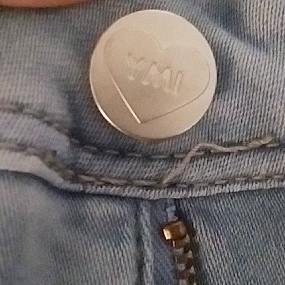 Jeans - Picture 2 of 3